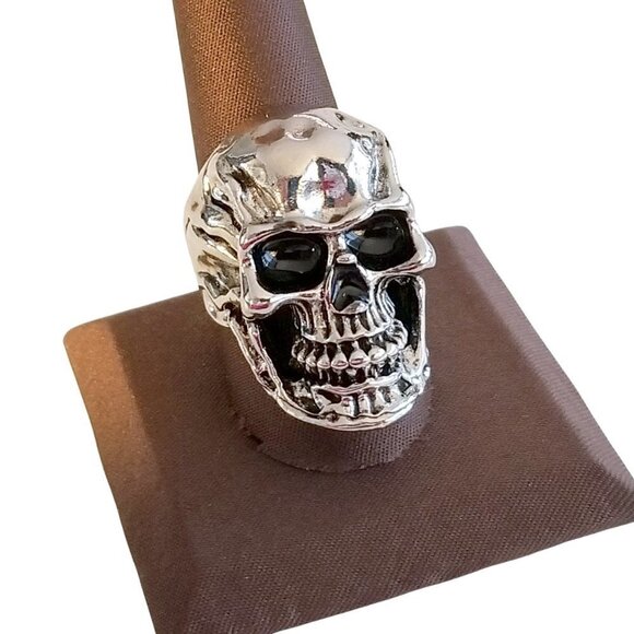Mens Punk Metal Gothic Skull Ring Size 9.5 - Picture 1 of 6